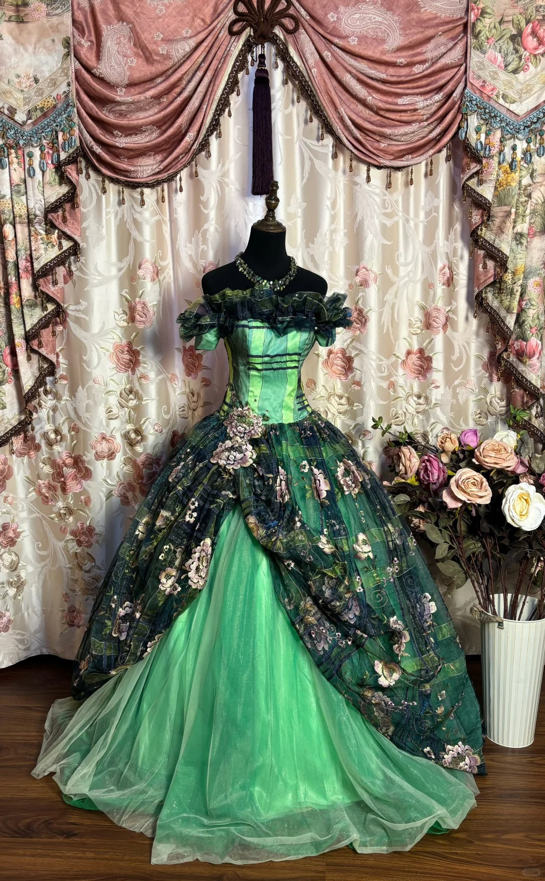 A Line Green Quinceanera Dress Ball Gown Off Shoulder Sweet 16 Dress fg7356