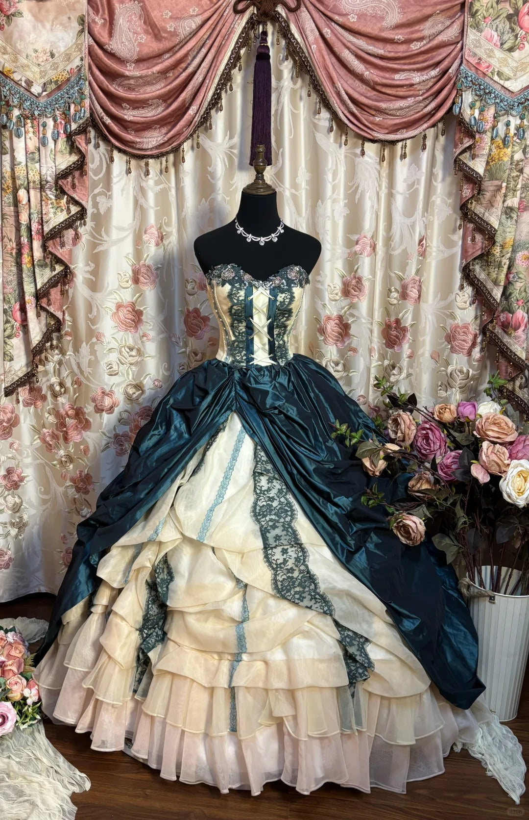 A Line Quinceanera Dress Ball Gown Tulle Sweet 16 Dress fg7342