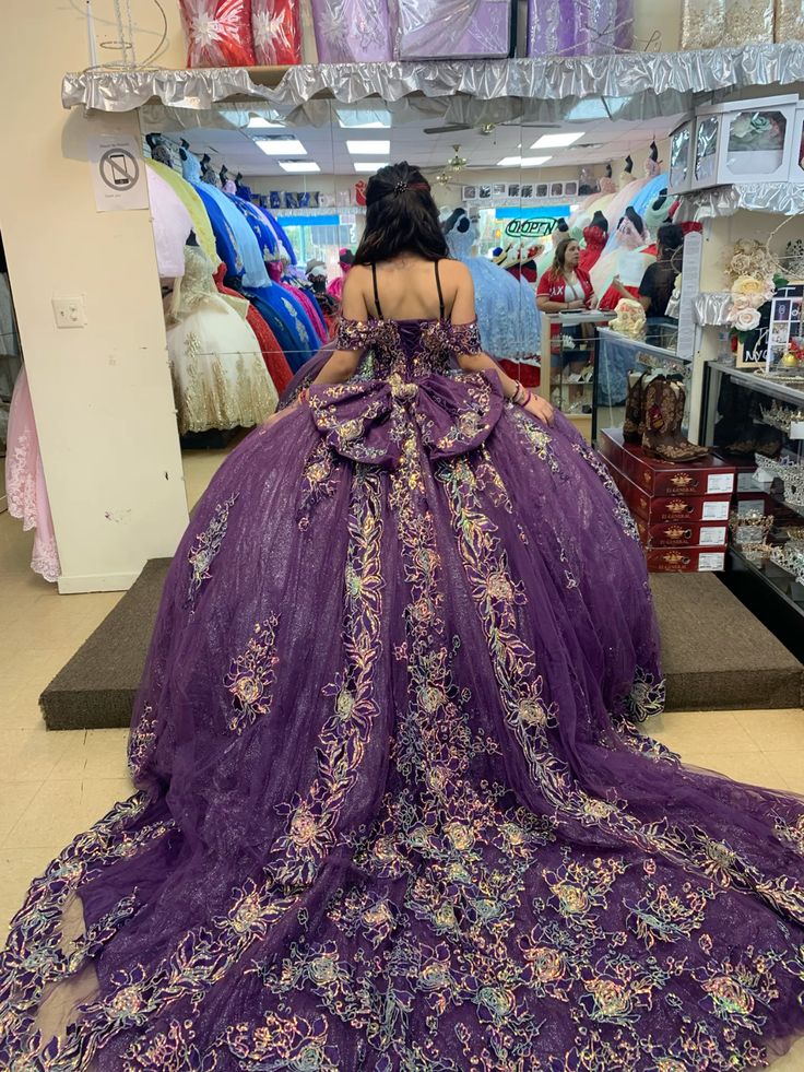 Charming Off Shoulder Princess Ball Gown Elegant Quinceanera Dress Sweet 16 Dress fg7041