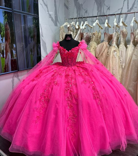 Quinceañera Off-Shoulder Lace Appliques Tulle Ball Gown Dress with Cape for Sweet 16 Birthday fg6296