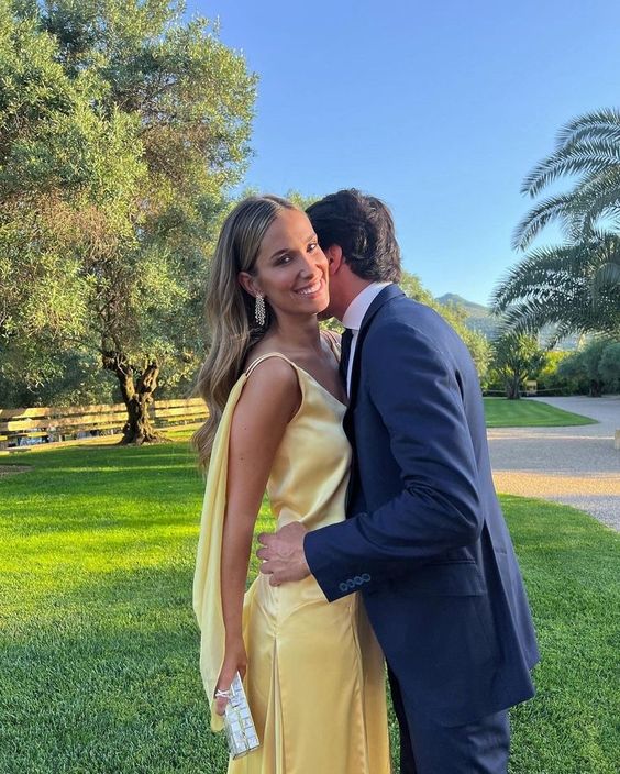 Yellow Satin Evening Dress for Formal Occasions, V-neck A-line Spaghetti Strap Floor Length Elegant Prom Dress fg5723