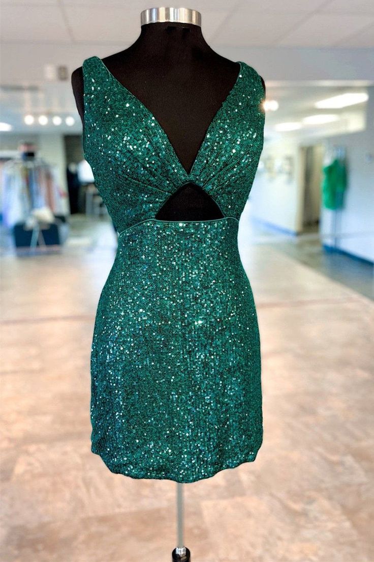 V-Neck Sequin Cutout Short Homecoming Dress fg6380