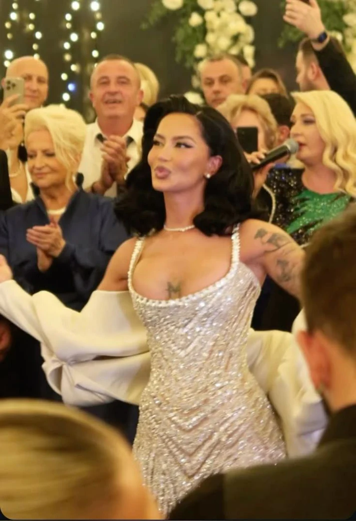 Sexy Mermaid Straps Champagne Sequin Long Prom Dresses Inspiration Prom Dress Senior Graduation Dress fg8352