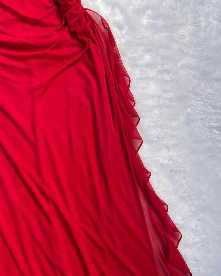 Halter Red A Line Long Prom Dresses Ruffled Evening Dresses fg7108