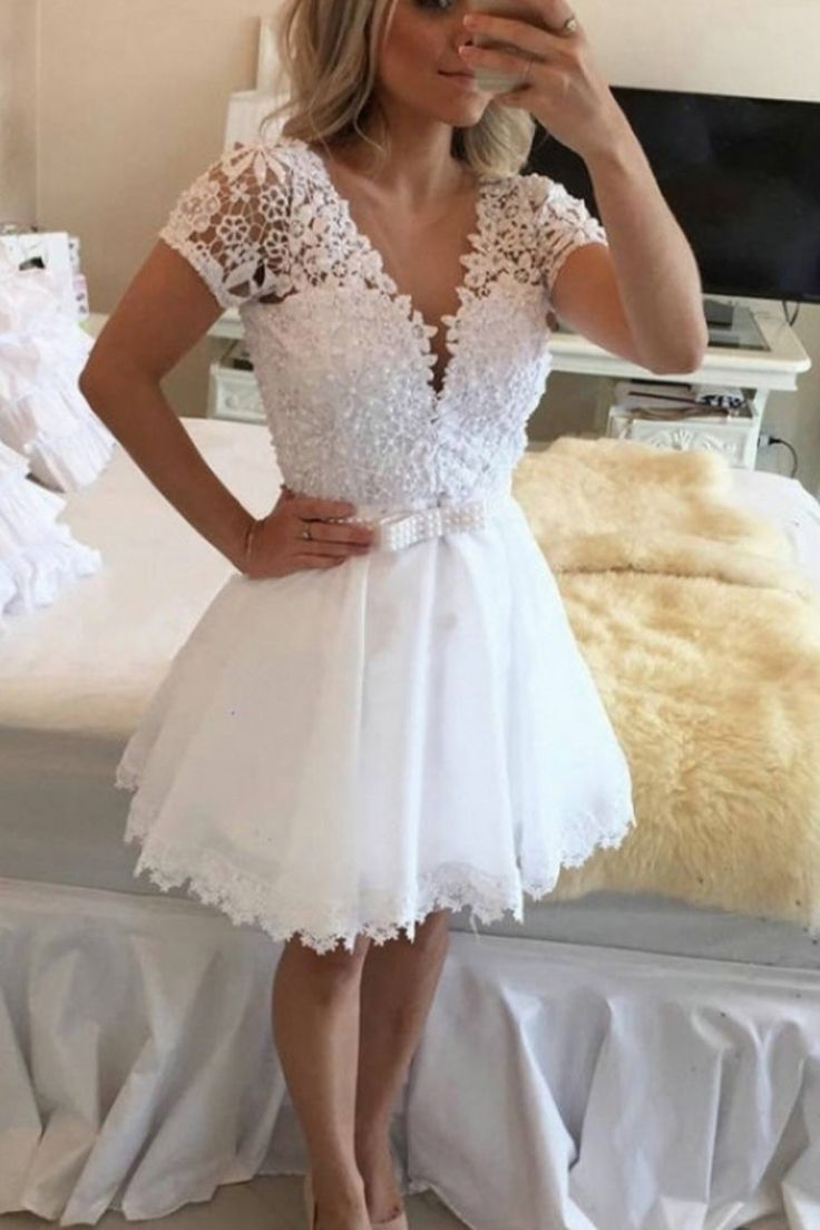 2024 Chiffon V Neck Short Sleeve with Appliques A Line Homecoming Dresses fg4805