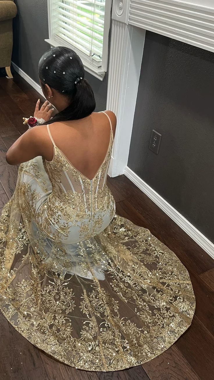 Gold Mermaid Prom Dresses For Black Girls Spaghetti Zipper Back Sweep Train Lace Formal Evening Dress fg5422