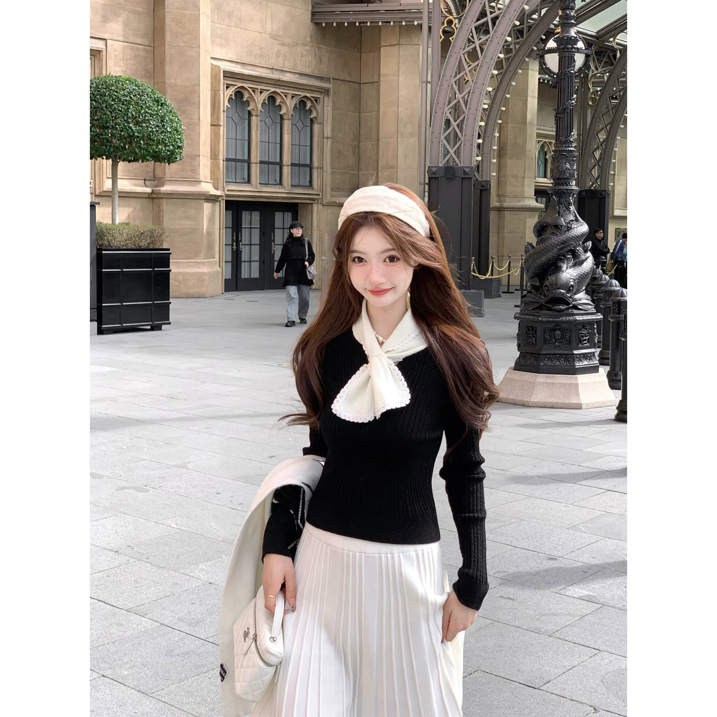 Cable knit long-sleeved black sweater top A79
