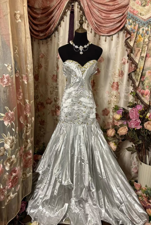 Sweetheart Neck Silver Prom Dress Beaded Mermaid Birthday Dress fg8260
