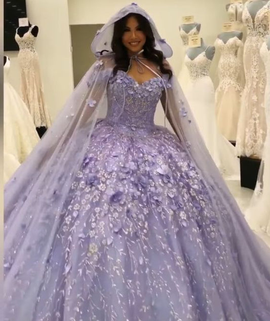 Lavender Princess Quinceanera Dress Ball Gown Lace Appliques Corset Sweet 15  Prom Dresses      fg2811