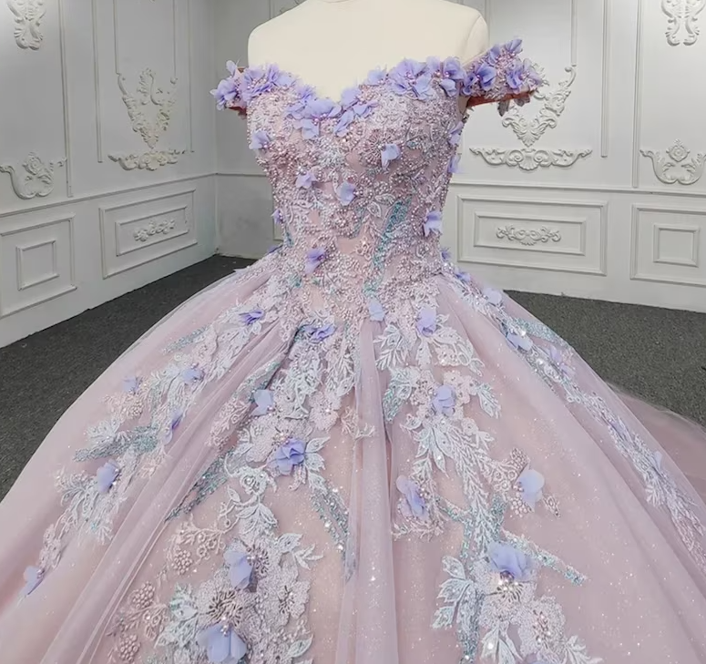 Sweetheart Off The Shoulder Beaded Floral Appliqué Quinceañera Ball Gown fg2711