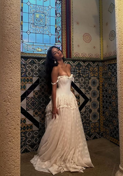 Vintage Ball Gown Off the Shoulder Satin Lace Prom Dress Wedding Dress fg8307