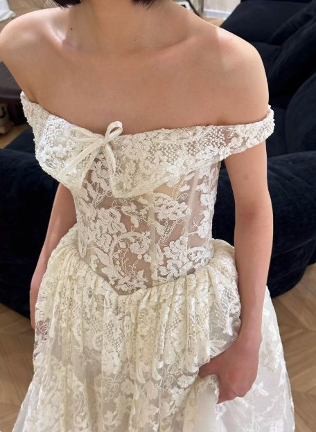 Off The Shoulder White Lace Wedding Dress Bridal Gown fg8309