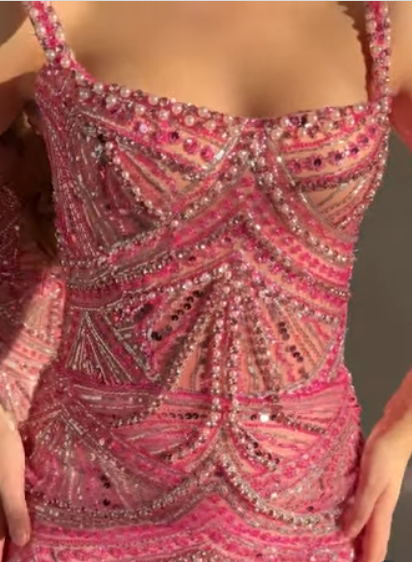 Superbe robe de soirée longue rose à bretelles spaghetti et paillettes et perles, robe de soirée formelle fg8357