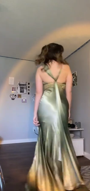 Green Vintage Satin Prom Dress V Neck Evening Dress 21st Birthday Outfit fg8506