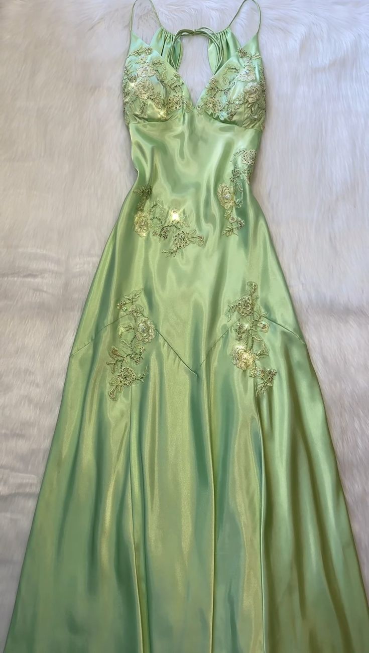Green V neck Long Prom Dress       fg3609