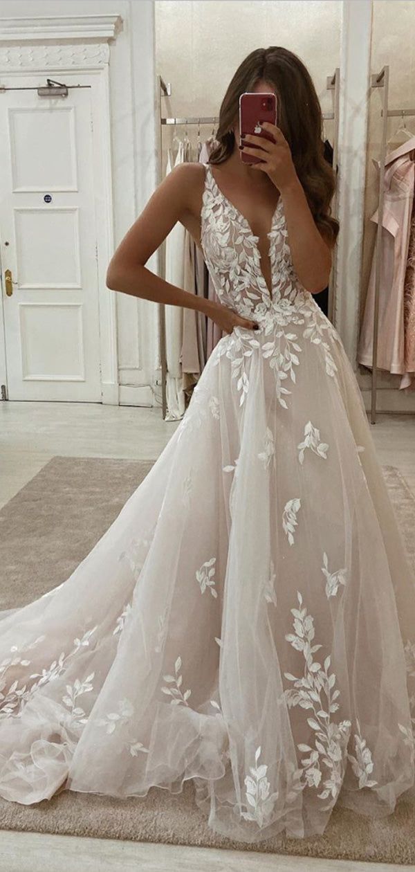 A-line Lace Dream Romantic Long Wedding Dresses     fg3523