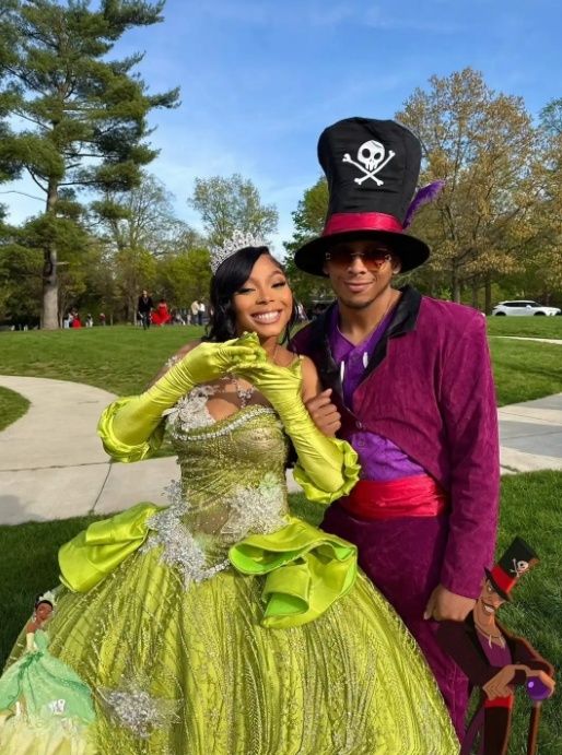 Sweetheart Ball Gown Green Long Prom Dresses Sparkly Rhinestone Tulle Green Sweet 16 Dress fg8536