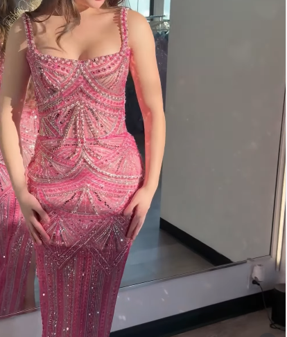 Superbe robe de soirée longue rose à bretelles spaghetti et paillettes et perles, robe de soirée formelle fg8357