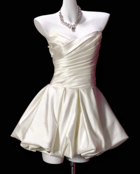 Strapless Pleated Satin Bubble Hem Short Homecoming Dress fg8885