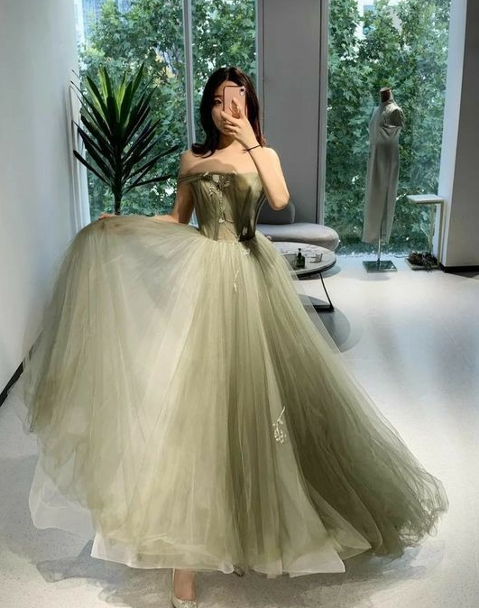 Green Off The Shoulder Prom Dress, Evening Dress,Feminine Party Dress       fg3990