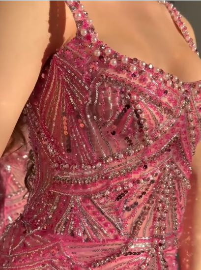 Superbe robe de soirée longue rose à bretelles spaghetti et paillettes et perles, robe de soirée formelle fg8357