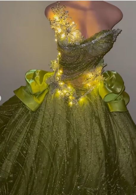 Sweetheart Ball Gown Green Long Prom Dresses Sparkly Rhinestone Tulle Green Sweet 16 Dress fg8536