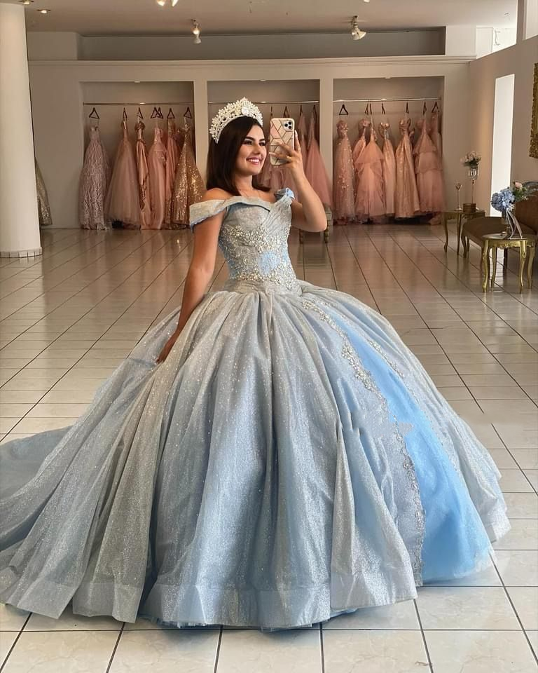 Robe de bal bleu clair à épaules dénudées et coupe trapèze fg6547