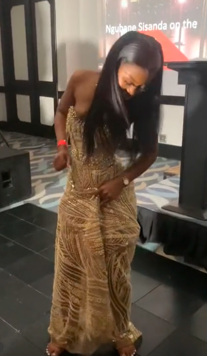 Sexy Gold Langes Ballkleid Abend Party Kleider Mit Schlitz fg7699