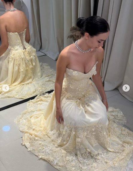 Gelbes A-Linien-Abendkleid mit herzförmigem Ausschnitt und Applikationen, lang, fg8222