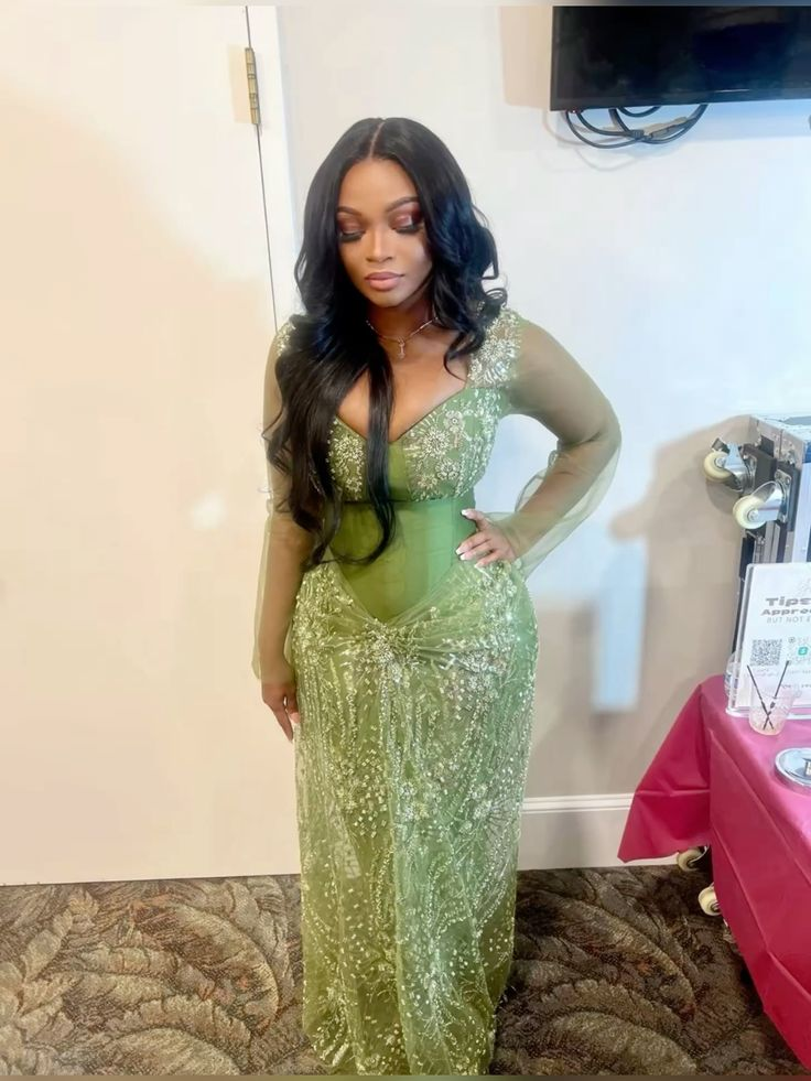 Green Lace Prom Dress With Long Sleeves Sexy Formal Party Dress Birthday Outfit fg8321