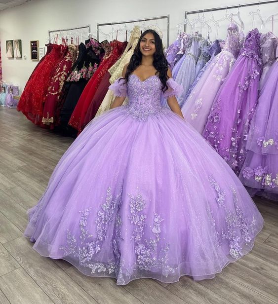 Sparkly Lavender Princess Quinceanera Dress Ball Gown Short Sleeve Lace Appliques Corset Sweet 15 Evening Dress          fg3154