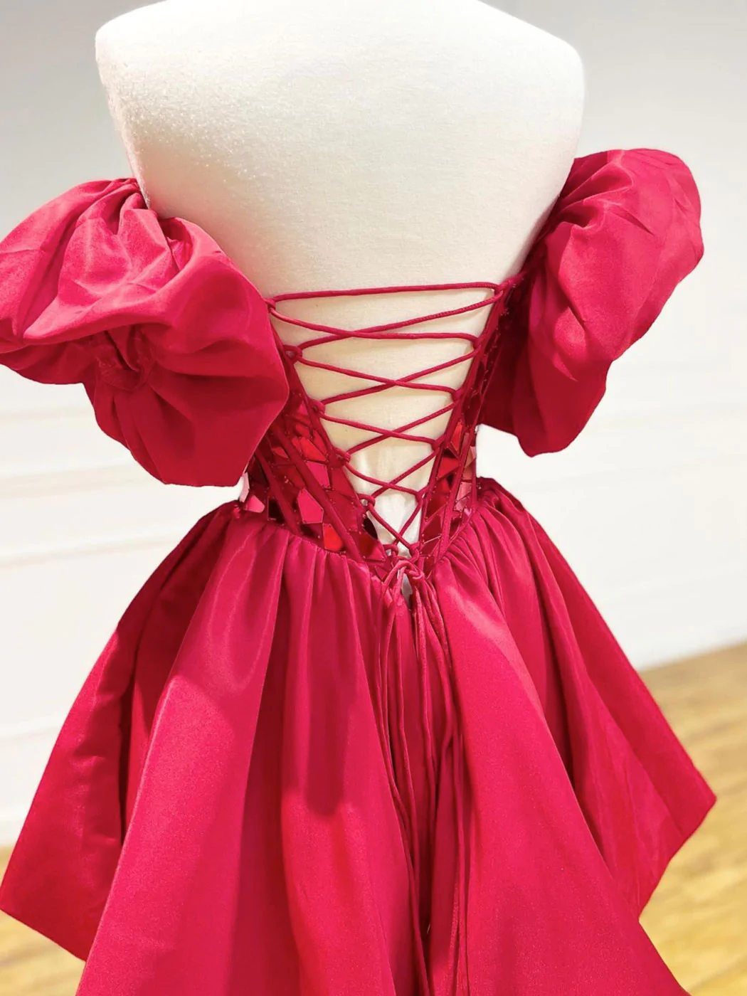 Mini/Short Red Satin Short Prom Dresses, Short Homecoming Dress     fg2231